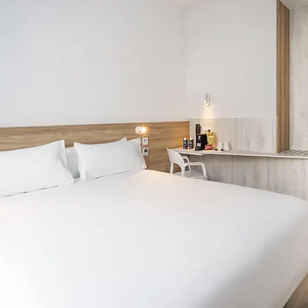 Lisboa Hotel 3*